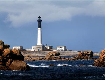 Ile de Sein proche de l'Hôtel 3 étoiles restaurant Le Prieuré à Locronan dans le Finistère